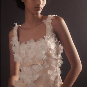 Delicate Ivory Floral Appliqué Sleeveless Blouse